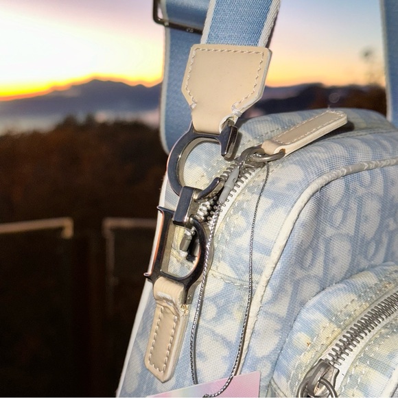 Dior: Blue CD Logo Trotter Crossbody Bag - Picture 6 of 17